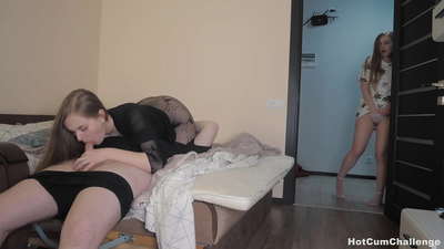 Mwiko! Nakuja nikimtazama Baba akimtania Mama!